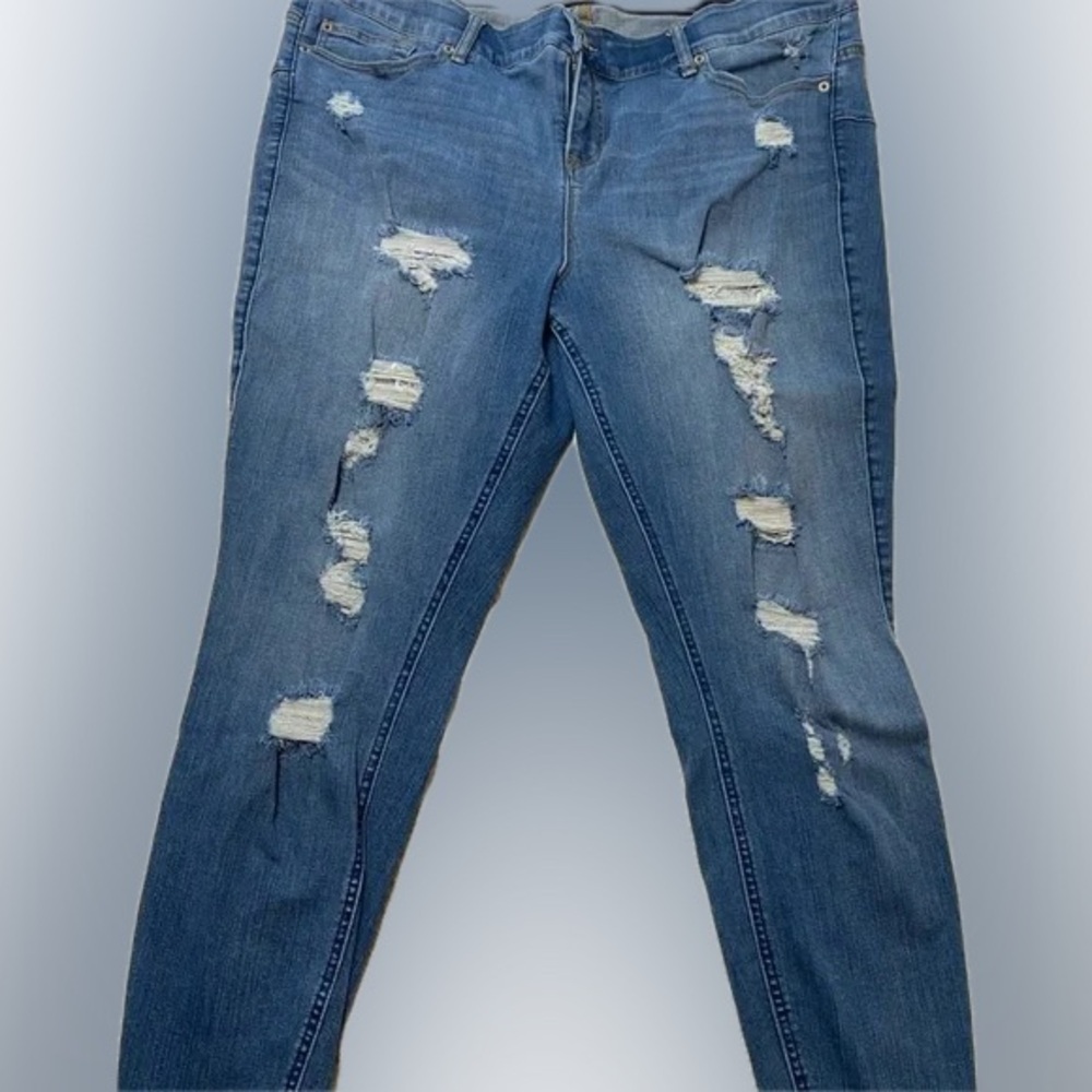 Torrid Bombshell Shinny Premium Stretch Woman’s Jeans sz 26R
